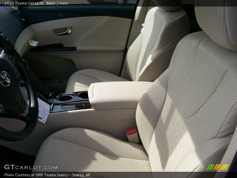 Black / Ivory 2010 Toyota Venza I4