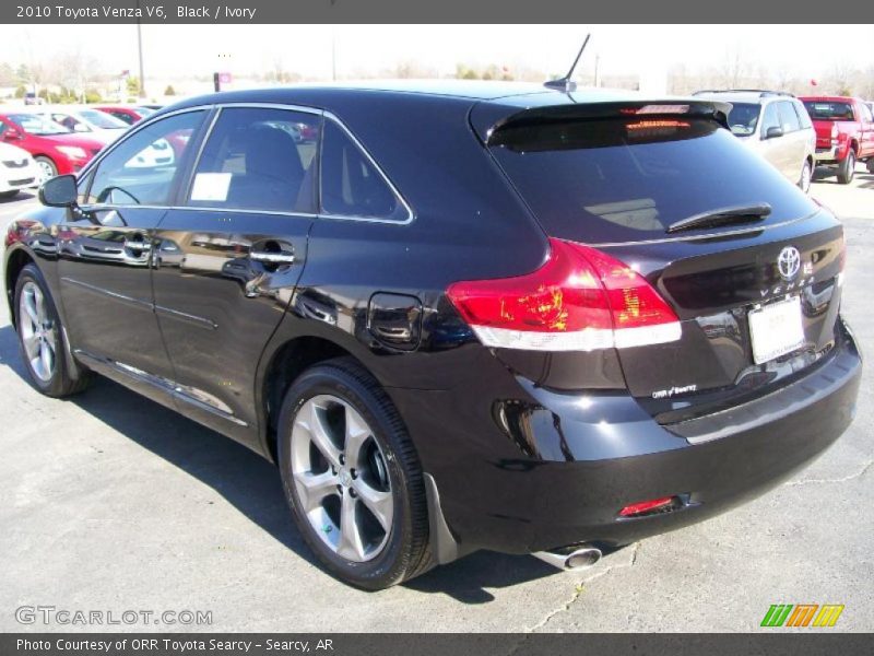 Black / Ivory 2010 Toyota Venza V6