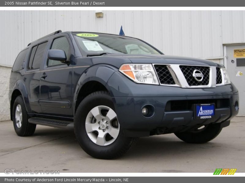 Silverton Blue Pearl / Desert 2005 Nissan Pathfinder SE
