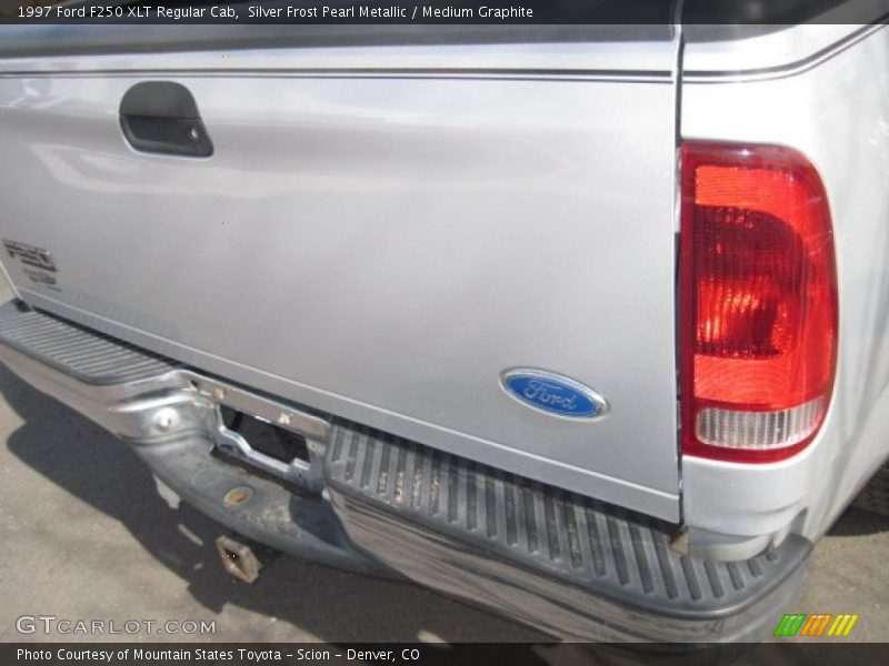 Silver Frost Pearl Metallic / Medium Graphite 1997 Ford F250 XLT Regular Cab