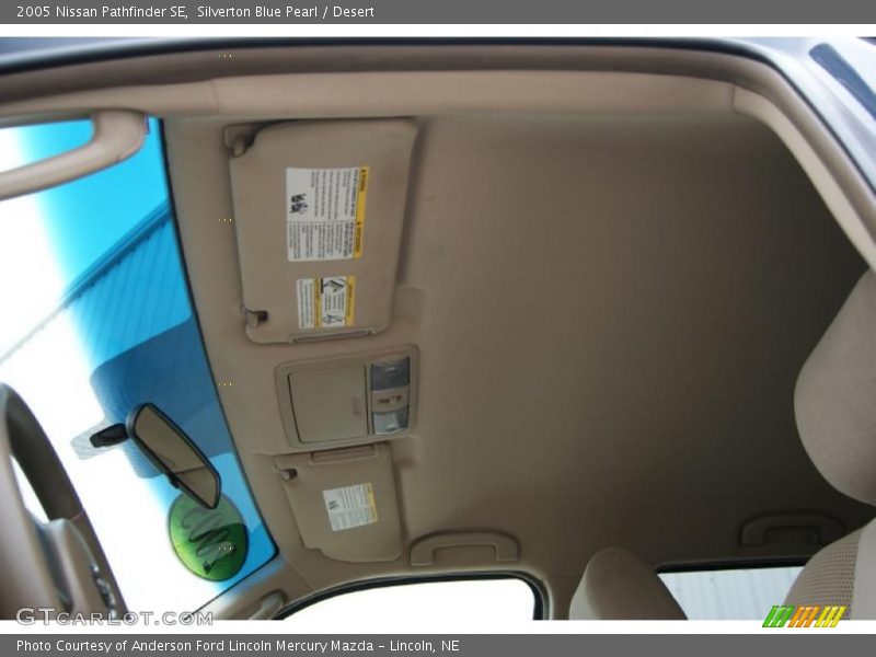 Silverton Blue Pearl / Desert 2005 Nissan Pathfinder SE