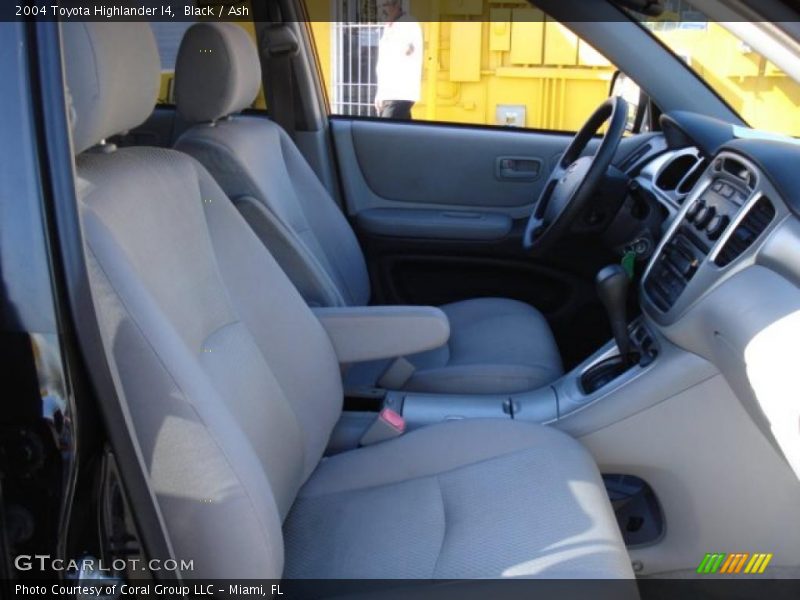 Black / Ash 2004 Toyota Highlander I4