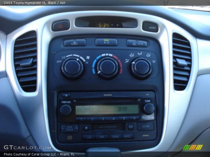 Black / Ash 2004 Toyota Highlander I4