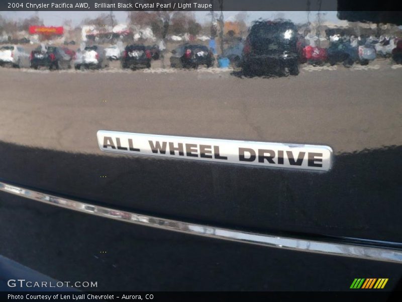 Brilliant Black Crystal Pearl / Light Taupe 2004 Chrysler Pacifica AWD