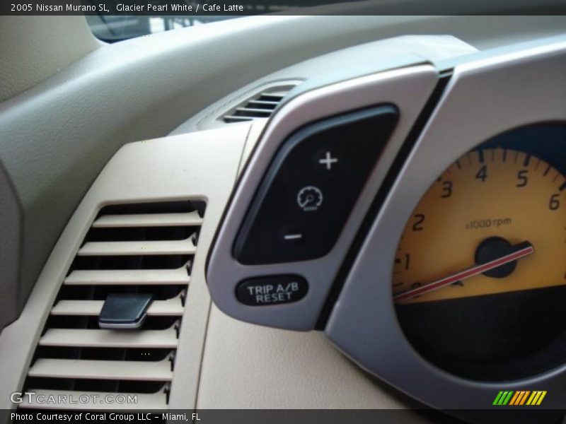 Glacier Pearl White / Cafe Latte 2005 Nissan Murano SL