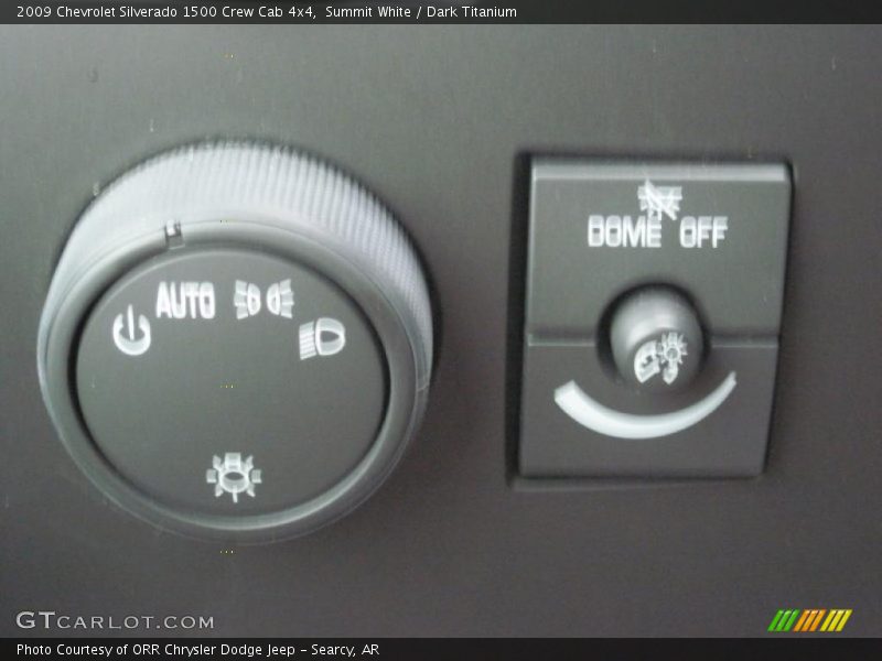 Summit White / Dark Titanium 2009 Chevrolet Silverado 1500 Crew Cab 4x4