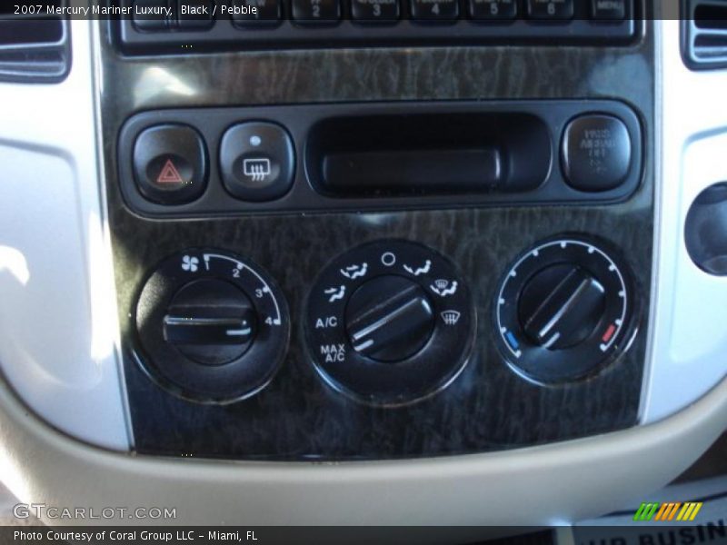Black / Pebble 2007 Mercury Mariner Luxury