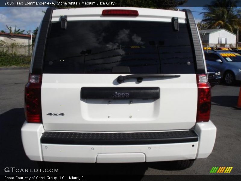 Stone White / Medium Slate Gray 2006 Jeep Commander 4x4