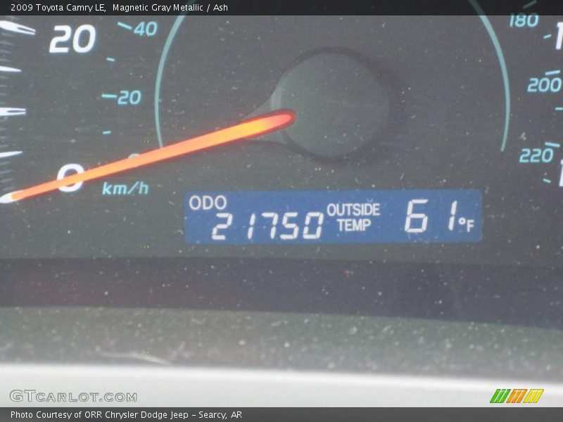 Magnetic Gray Metallic / Ash 2009 Toyota Camry LE