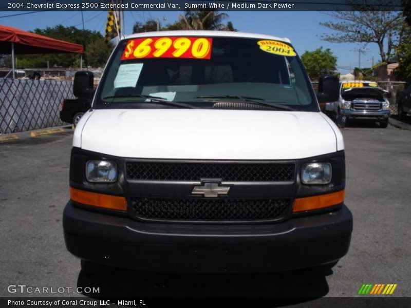 Summit White / Medium Dark Pewter 2004 Chevrolet Express 3500 Extended Commercial Van