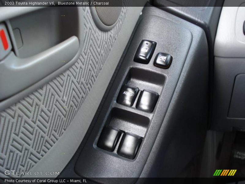 Bluestone Metallic / Charcoal 2003 Toyota Highlander V6