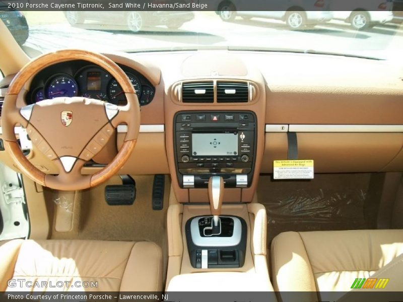 Sand White / Havanna/Sand Beige 2010 Porsche Cayenne Tiptronic