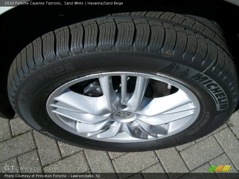 Sand White / Havanna/Sand Beige 2010 Porsche Cayenne Tiptronic