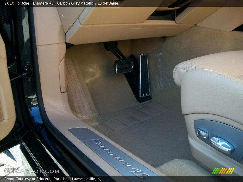 Carbon Grey Metallic / Luxor Beige 2010 Porsche Panamera 4S