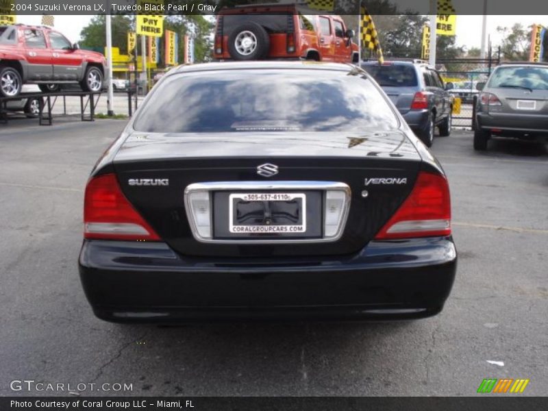 Tuxedo Black Pearl / Gray 2004 Suzuki Verona LX