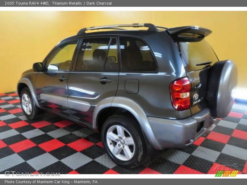 Titanium Metallic / Dark Charcoal 2005 Toyota RAV4 4WD