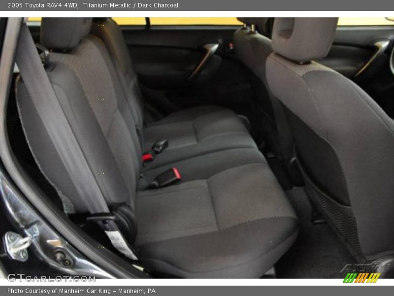 Titanium Metallic / Dark Charcoal 2005 Toyota RAV4 4WD