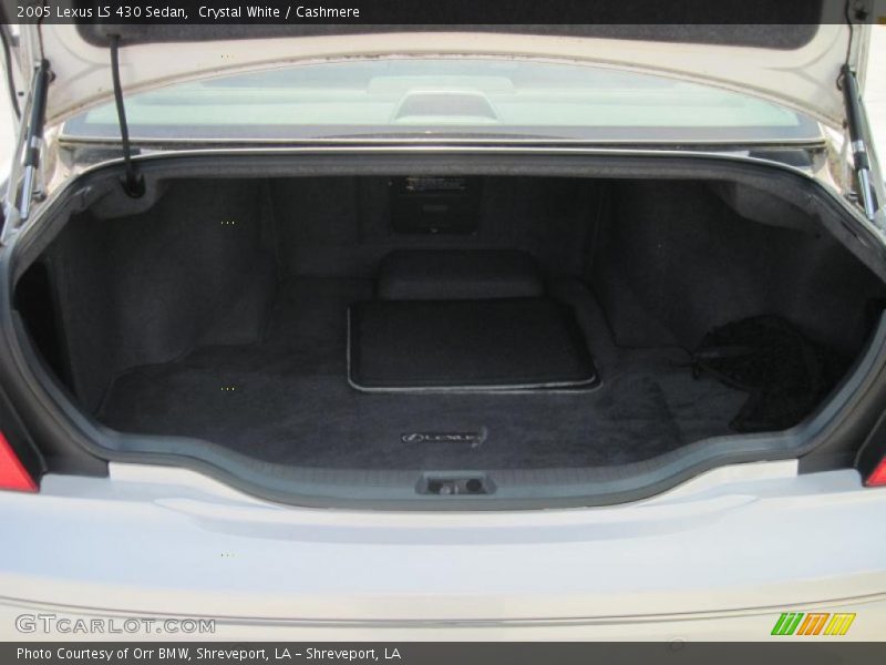 Crystal White / Cashmere 2005 Lexus LS 430 Sedan