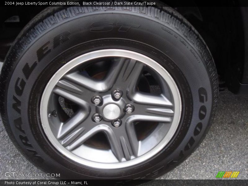 Black Clearcoat / Dark Slate Gray/Taupe 2004 Jeep Liberty Sport Columbia Edition