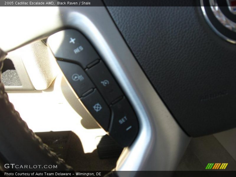 Black Raven / Shale 2005 Cadillac Escalade AWD