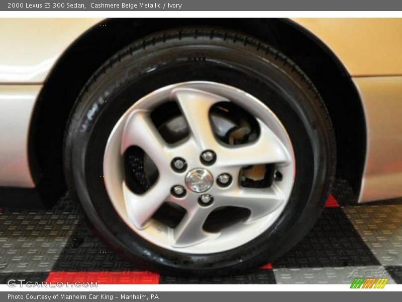 Cashmere Beige Metallic / Ivory 2000 Lexus ES 300 Sedan