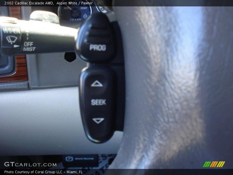 Aspen White / Pewter 2002 Cadillac Escalade AWD