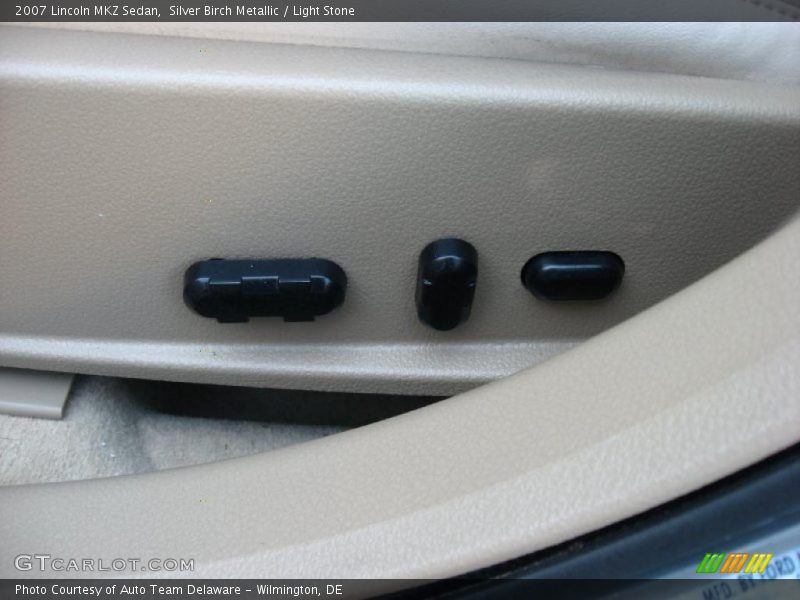 Silver Birch Metallic / Light Stone 2007 Lincoln MKZ Sedan