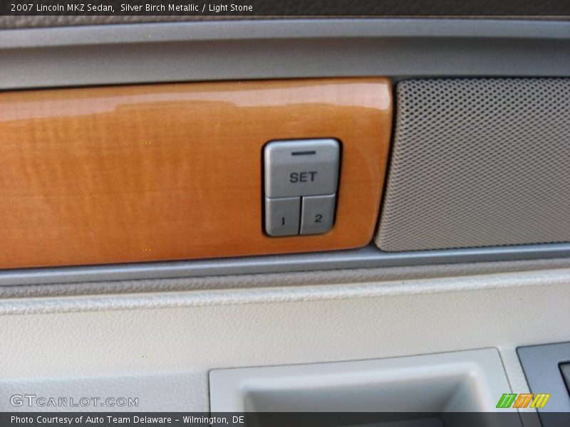 Silver Birch Metallic / Light Stone 2007 Lincoln MKZ Sedan