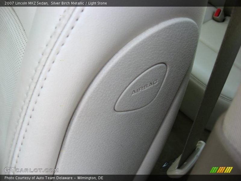 Silver Birch Metallic / Light Stone 2007 Lincoln MKZ Sedan