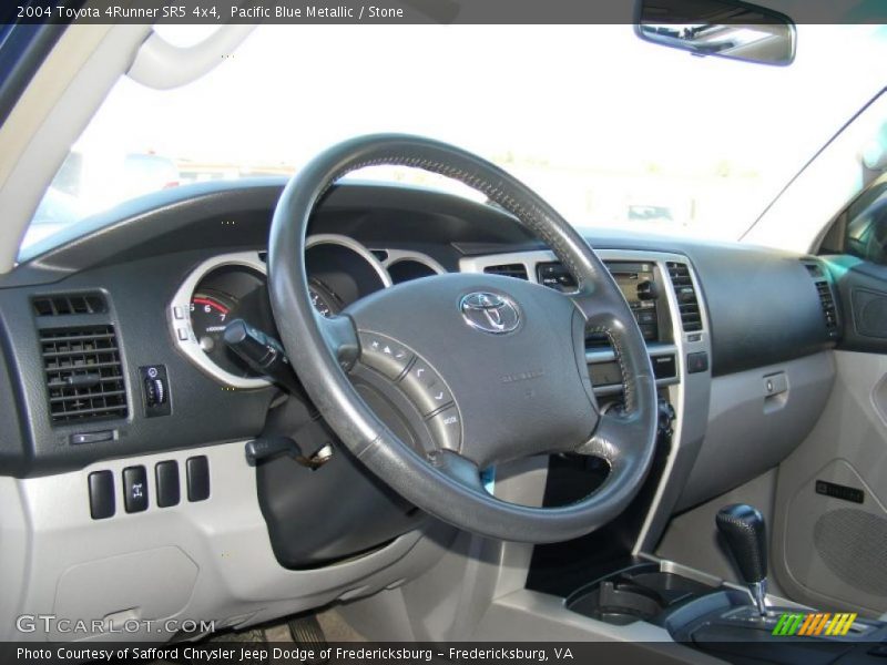Pacific Blue Metallic / Stone 2004 Toyota 4Runner SR5 4x4