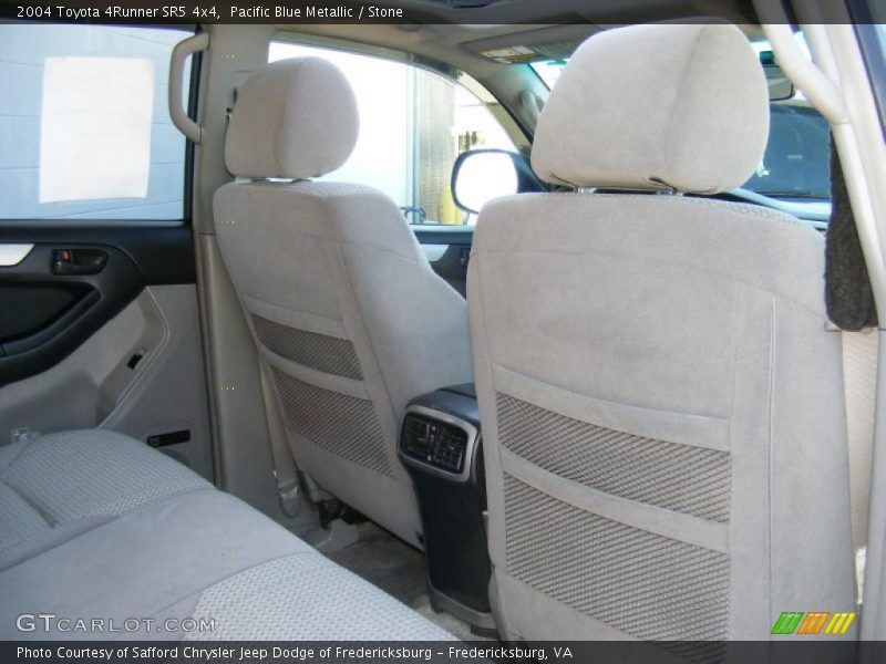 Pacific Blue Metallic / Stone 2004 Toyota 4Runner SR5 4x4