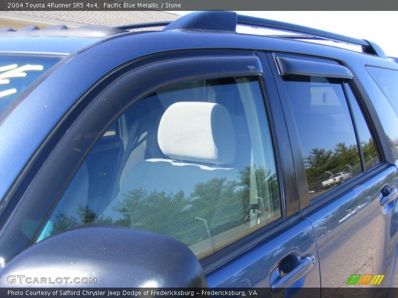 Pacific Blue Metallic / Stone 2004 Toyota 4Runner SR5 4x4