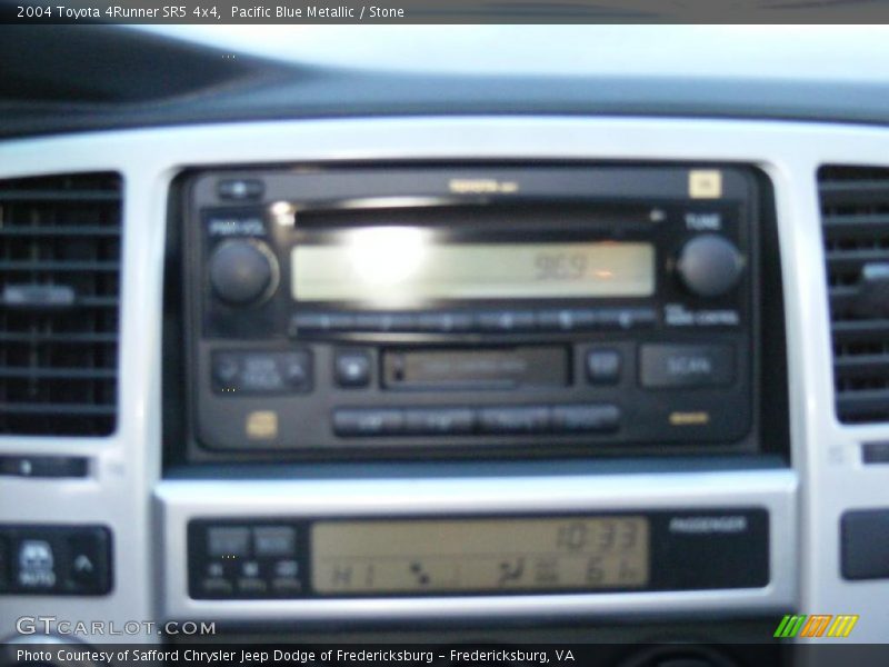 Pacific Blue Metallic / Stone 2004 Toyota 4Runner SR5 4x4