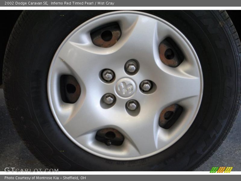 Inferno Red Tinted Pearl / Mist Gray 2002 Dodge Caravan SE