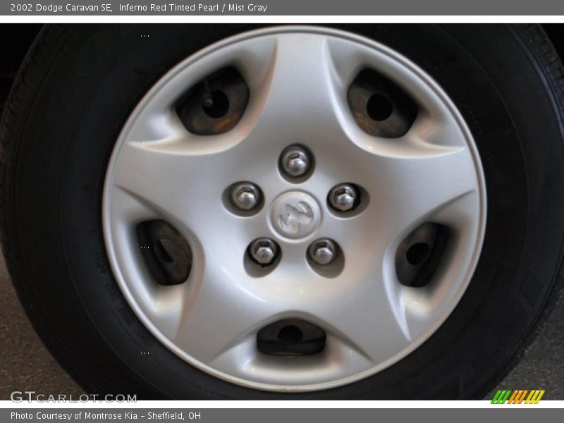 Inferno Red Tinted Pearl / Mist Gray 2002 Dodge Caravan SE