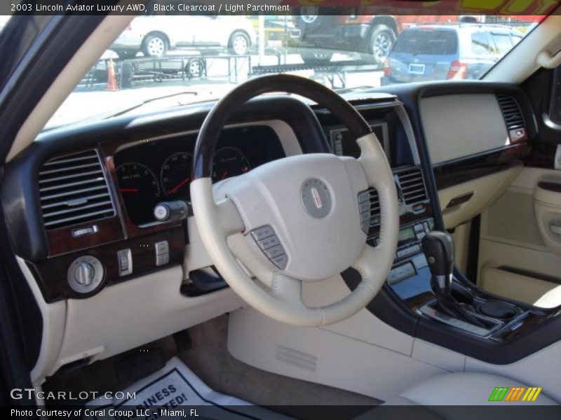 Black Clearcoat / Light Parchment 2003 Lincoln Aviator Luxury AWD