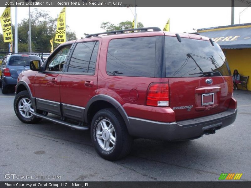 Redfire Metallic / Medium Flint Grey 2005 Ford Expedition XLT
