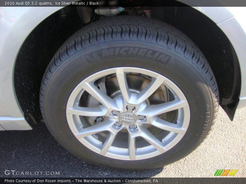 Ice Silver Metallic / Black 2010 Audi Q5 3.2 quattro