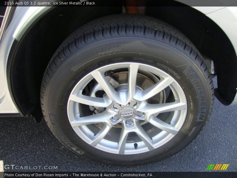 Ice Silver Metallic / Black 2010 Audi Q5 3.2 quattro