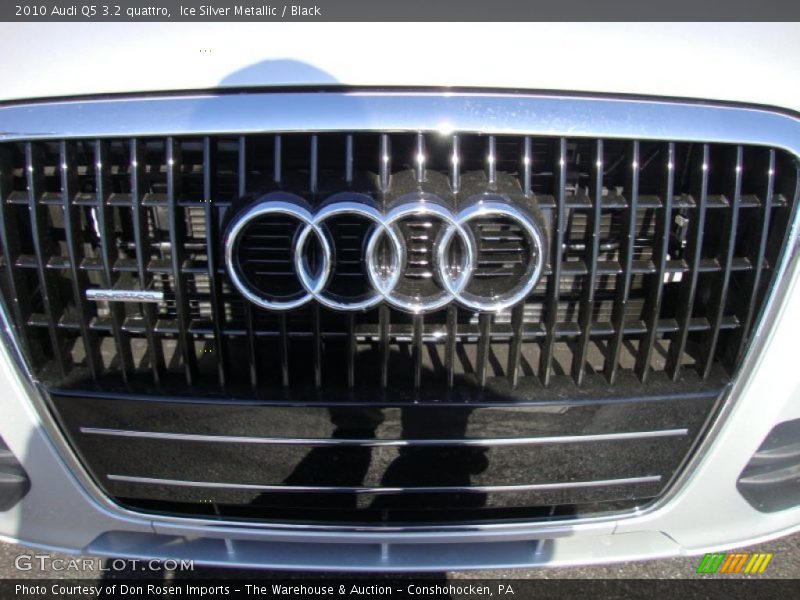 Ice Silver Metallic / Black 2010 Audi Q5 3.2 quattro