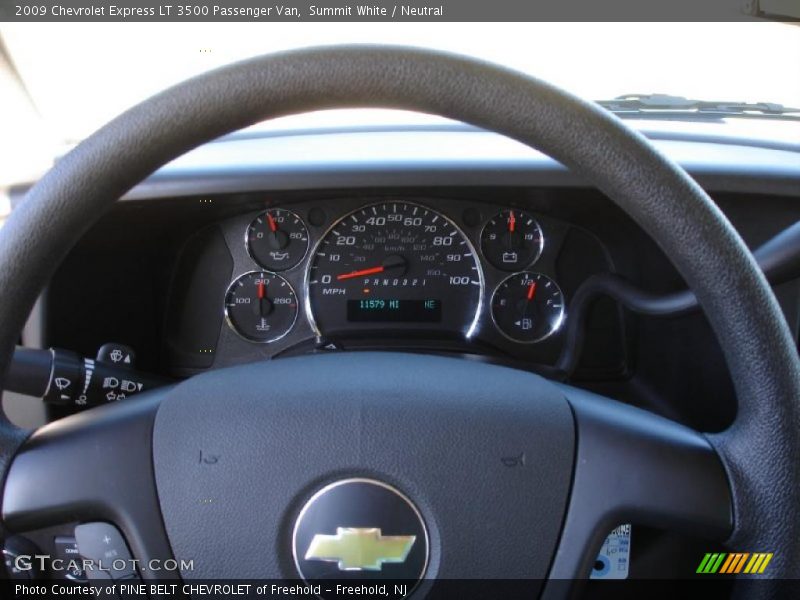 Summit White / Neutral 2009 Chevrolet Express LT 3500 Passenger Van