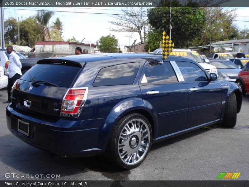 Midnight Blue Pearl / Dark Slate Gray/Light Graystone 2005 Dodge Magnum SXT