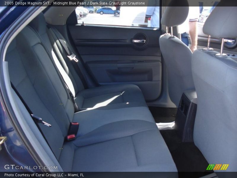 Midnight Blue Pearl / Dark Slate Gray/Light Graystone 2005 Dodge Magnum SXT
