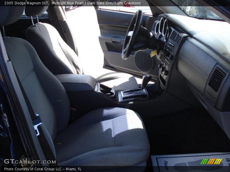 Midnight Blue Pearl / Dark Slate Gray/Light Graystone 2005 Dodge Magnum SXT