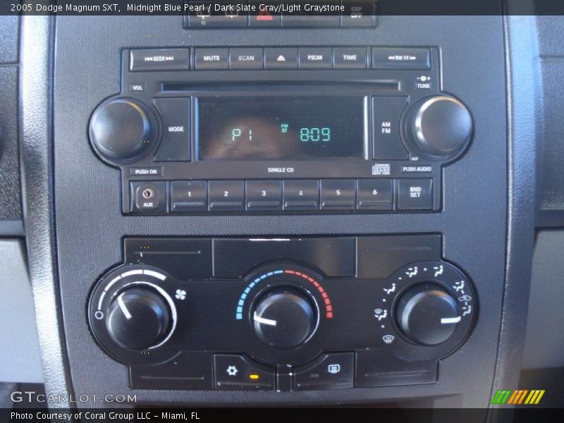 Midnight Blue Pearl / Dark Slate Gray/Light Graystone 2005 Dodge Magnum SXT