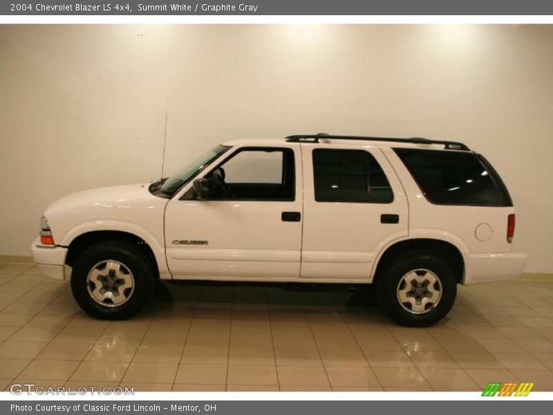 Summit White / Graphite Gray 2004 Chevrolet Blazer LS 4x4