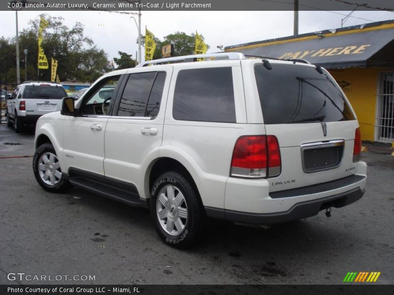 Ceramic White Tri-Coat / Light Parchment 2003 Lincoln Aviator Luxury