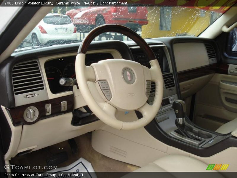 Ceramic White Tri-Coat / Light Parchment 2003 Lincoln Aviator Luxury