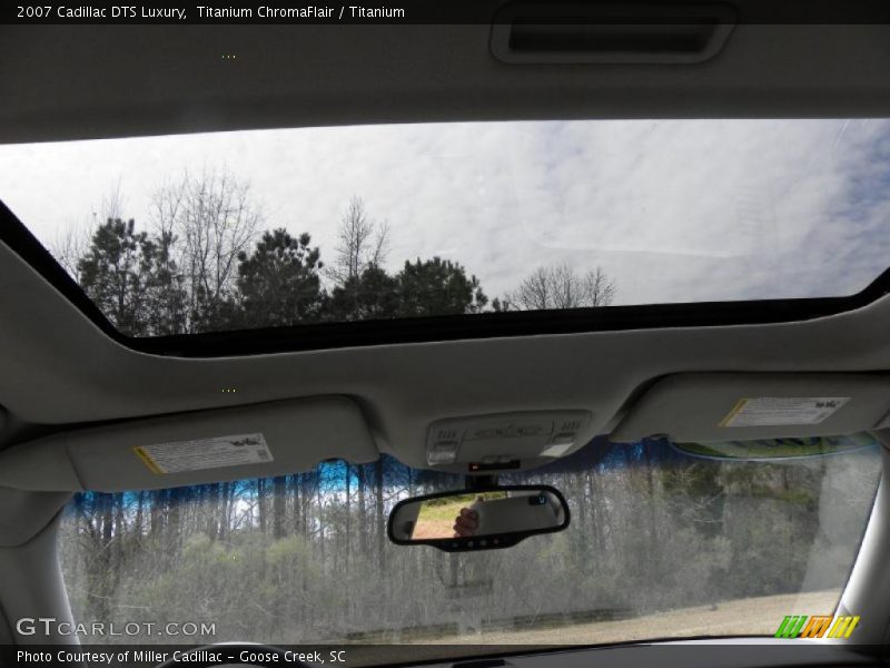 Titanium ChromaFlair / Titanium 2007 Cadillac DTS Luxury