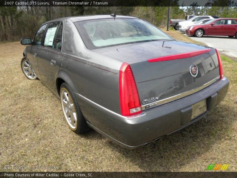 Titanium ChromaFlair / Titanium 2007 Cadillac DTS Luxury